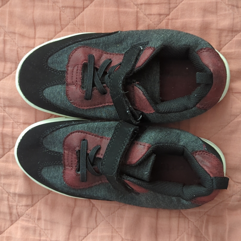 Carter's boys sneakers size 2 black, grey, dark red